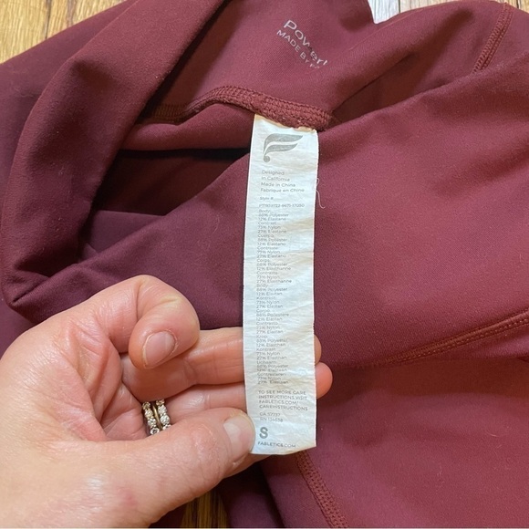 Like New: Women’s Fabletics high waisted 7/8 powerhold leggings, size: small - Picture 5 of 8
